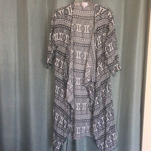 LulaRoe Aztec Shirley